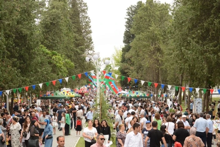 Azərbaycanda məhsul festivallarının keçirilməsinə başlanılır