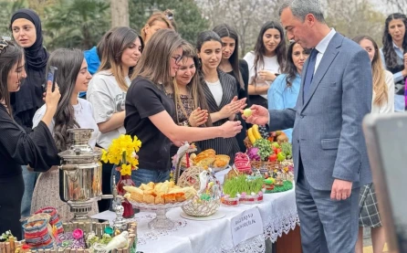 Gəncə Dövlət Aqrar Kollecində Novruz şənliyi keçirilib